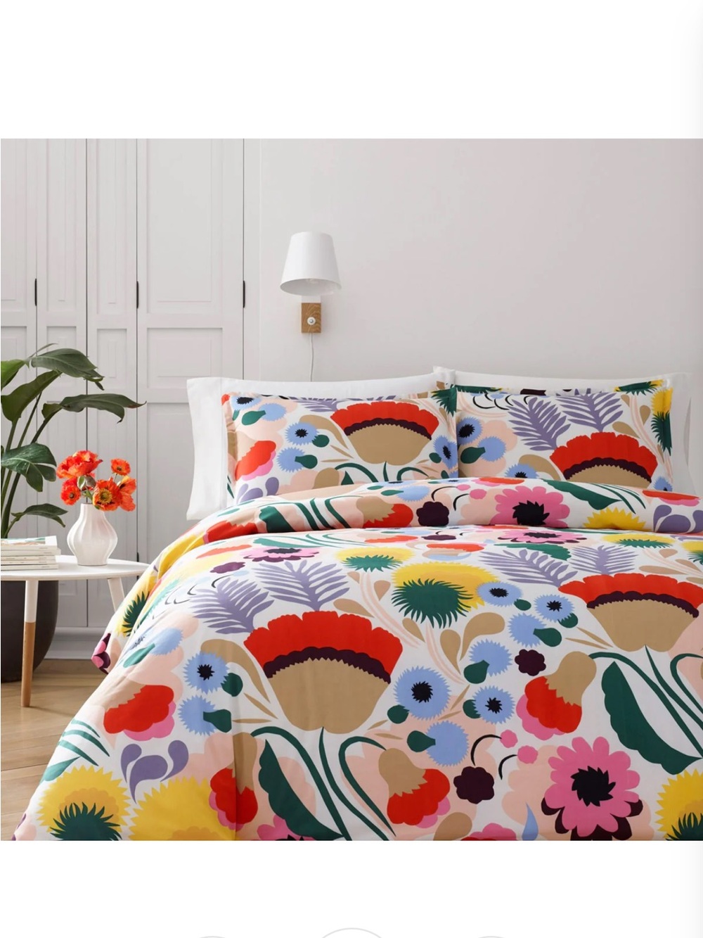 Marimekko Ojakellukka Full / Queen Comforter and Sham Set